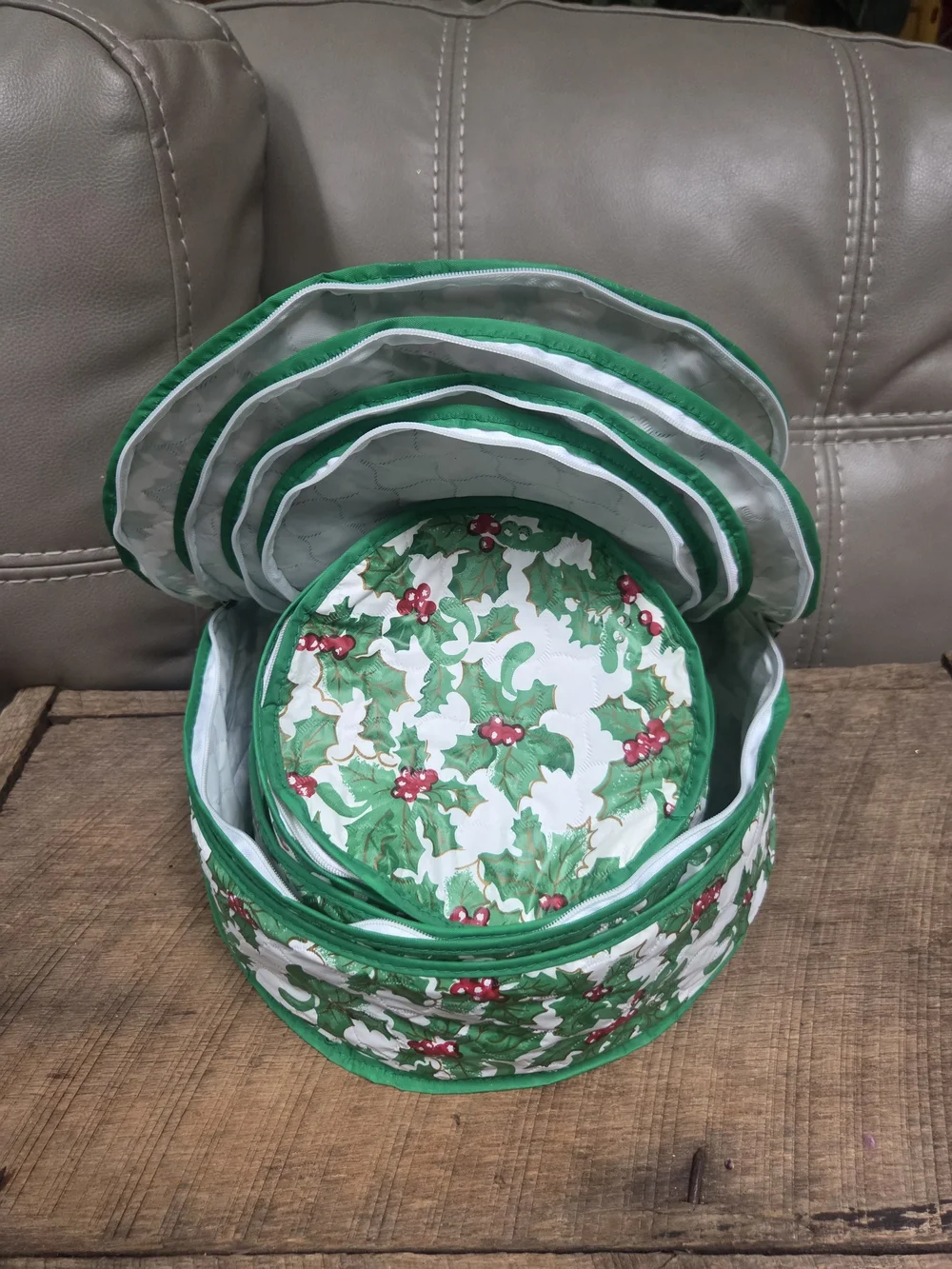 Vintage Lillian Vernon Holly Print Holiday Plastic Round Storage Bins - Bin O